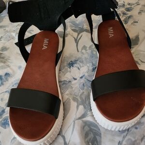 MIA Black Sandals with Wide Strap and White Sole